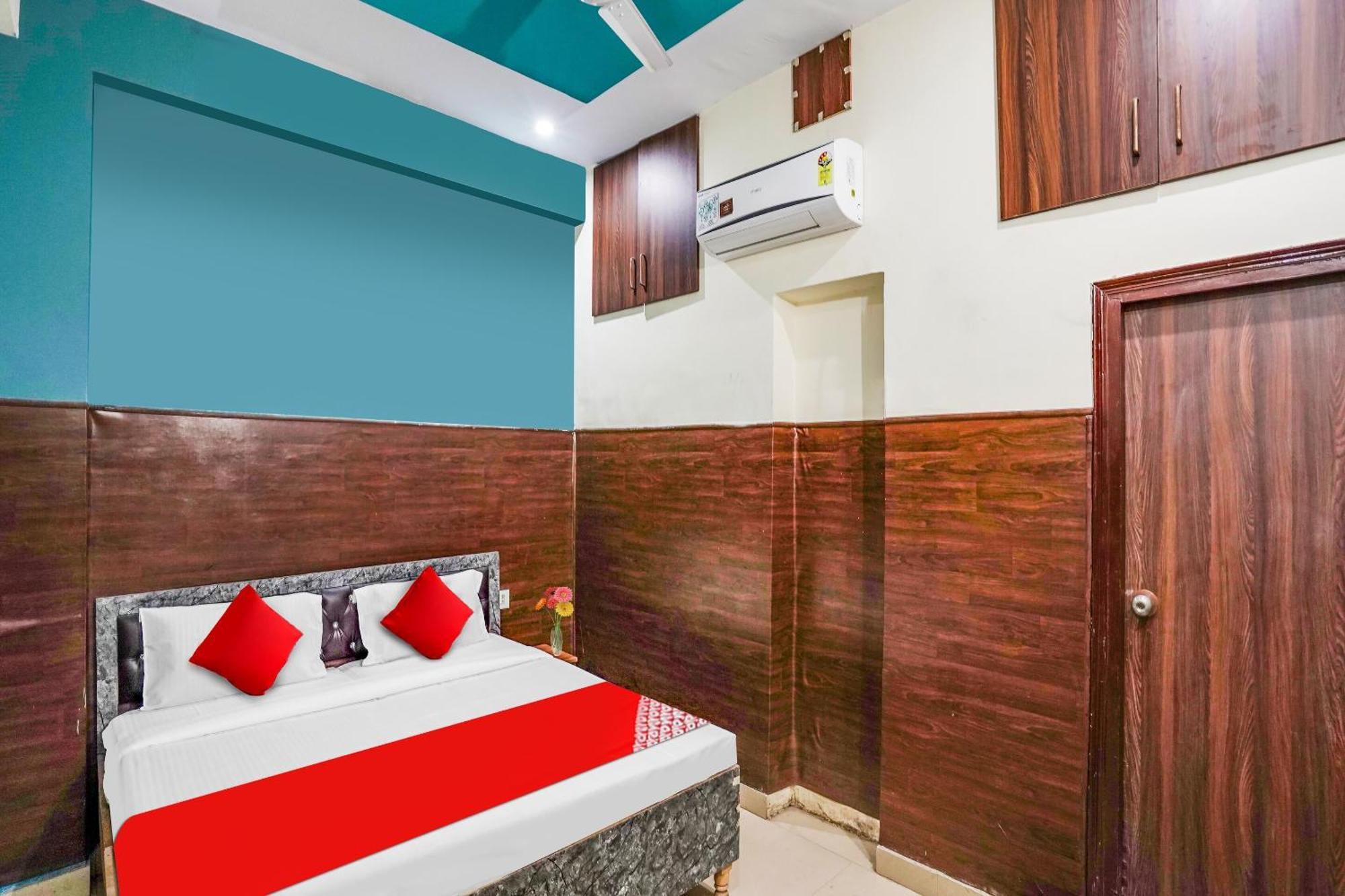 Hotel O Dream Palace Inn Noida Kültér fotó